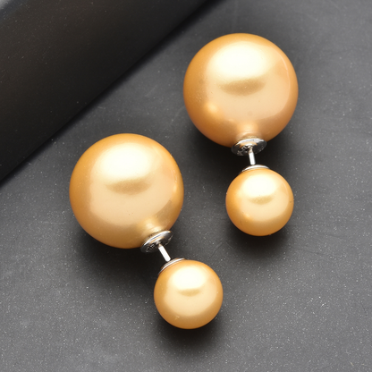 Shell Pearl Stud Earrings in Rhodium