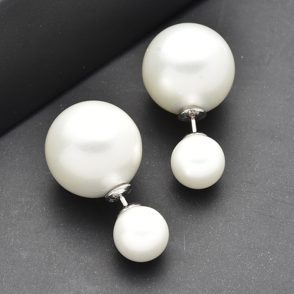 Shell Pearl Stud Earrings in Rhodium